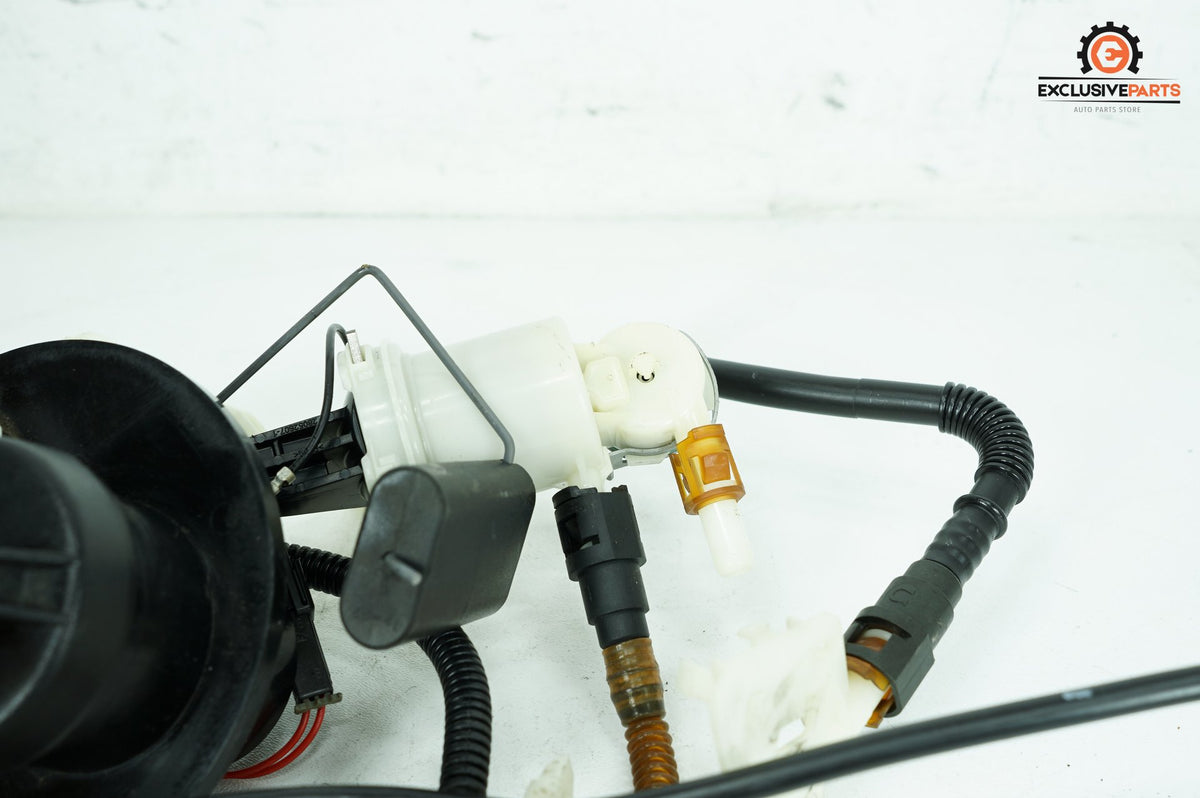 2010 Harley Touring FLHTCU Electra Glide Classic OEM Fuel Pump Gas Gasoline Petrol Sending
