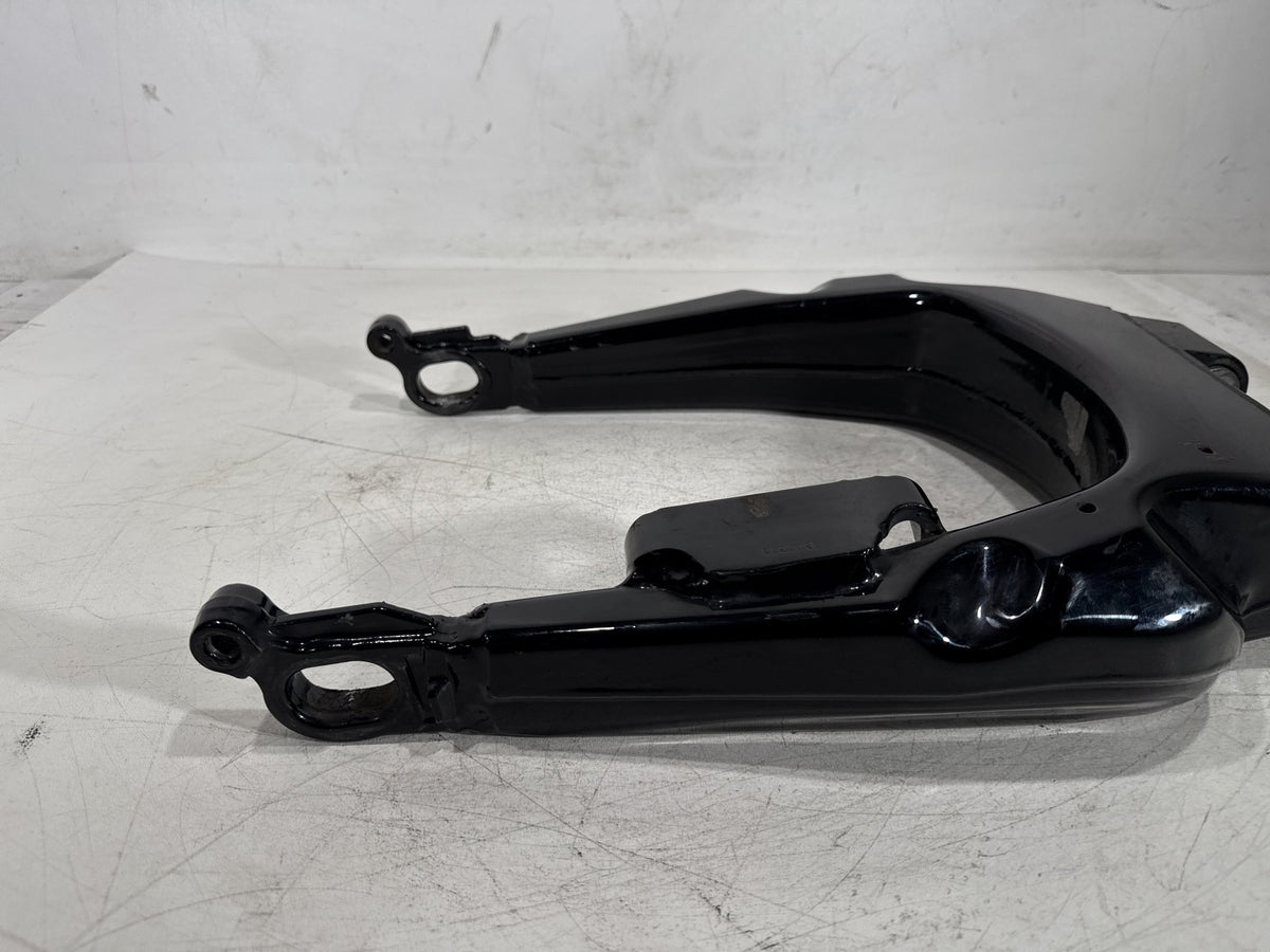 2013 Harley Street Glide Touring FLHX OEM Rear Fork Swingarm Swing Arm