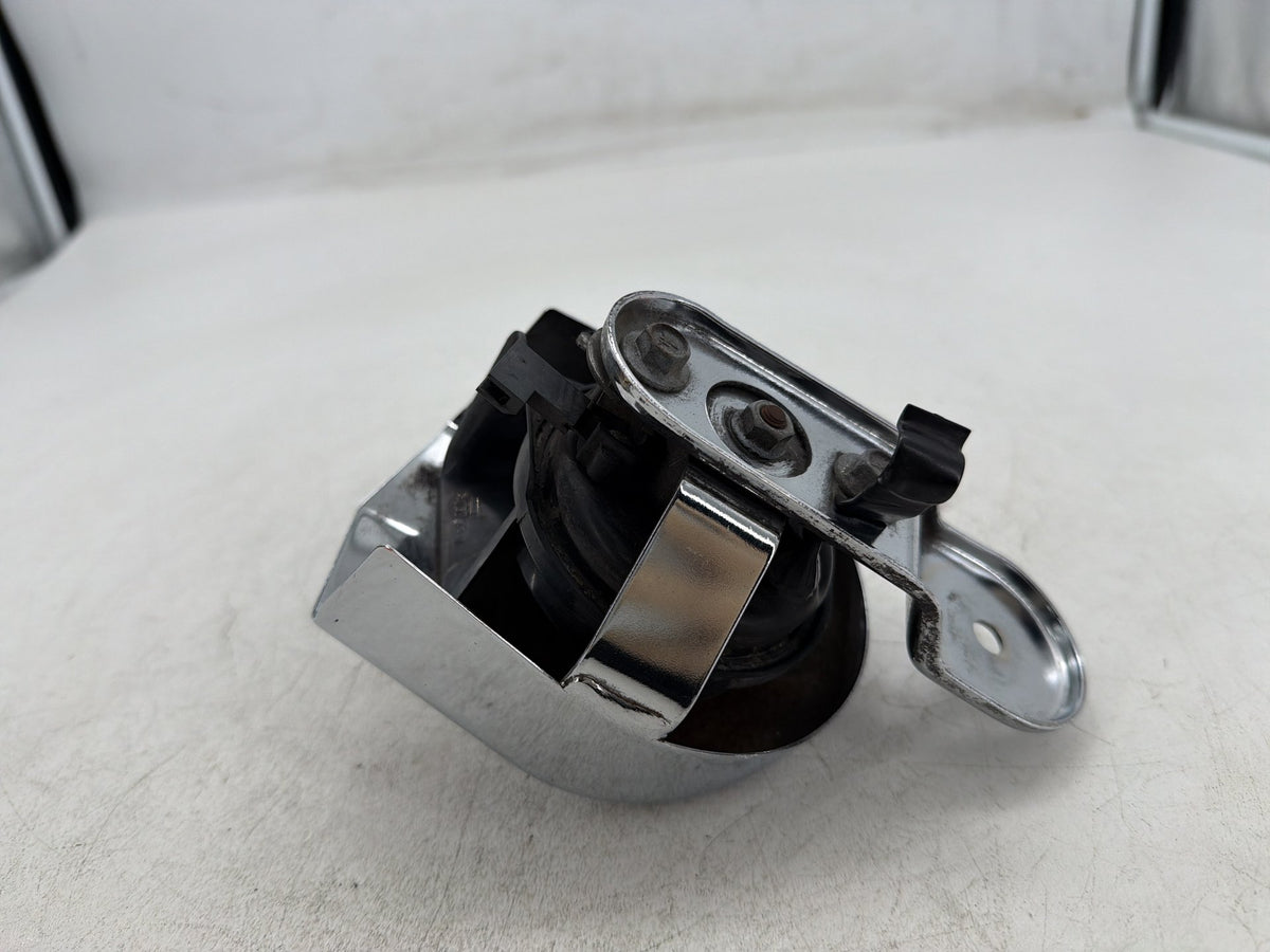 2011 Harley Street Glide Touring FLHX-103 OEM Horn Signal Klaxon Chrome Cover