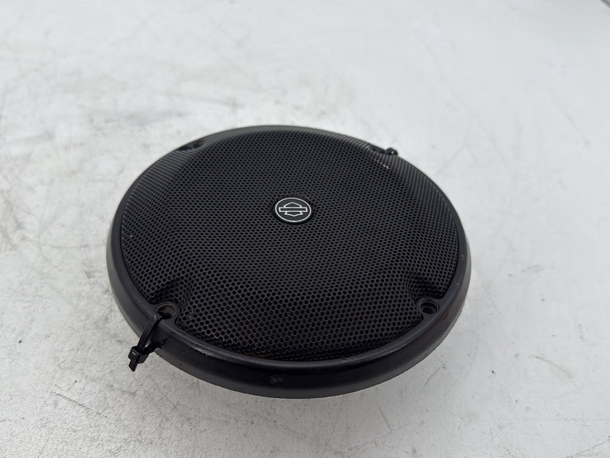 2018 Harley Electra Glide Touring Ultra FLHTCU OEM Front 1 Sound Audio Speaker