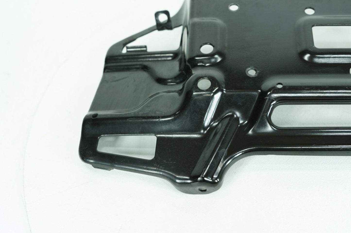 2007 - 2016 Harley-Davidson Touring Street Glide Inner Fairing Mount Support Bracket 57000186