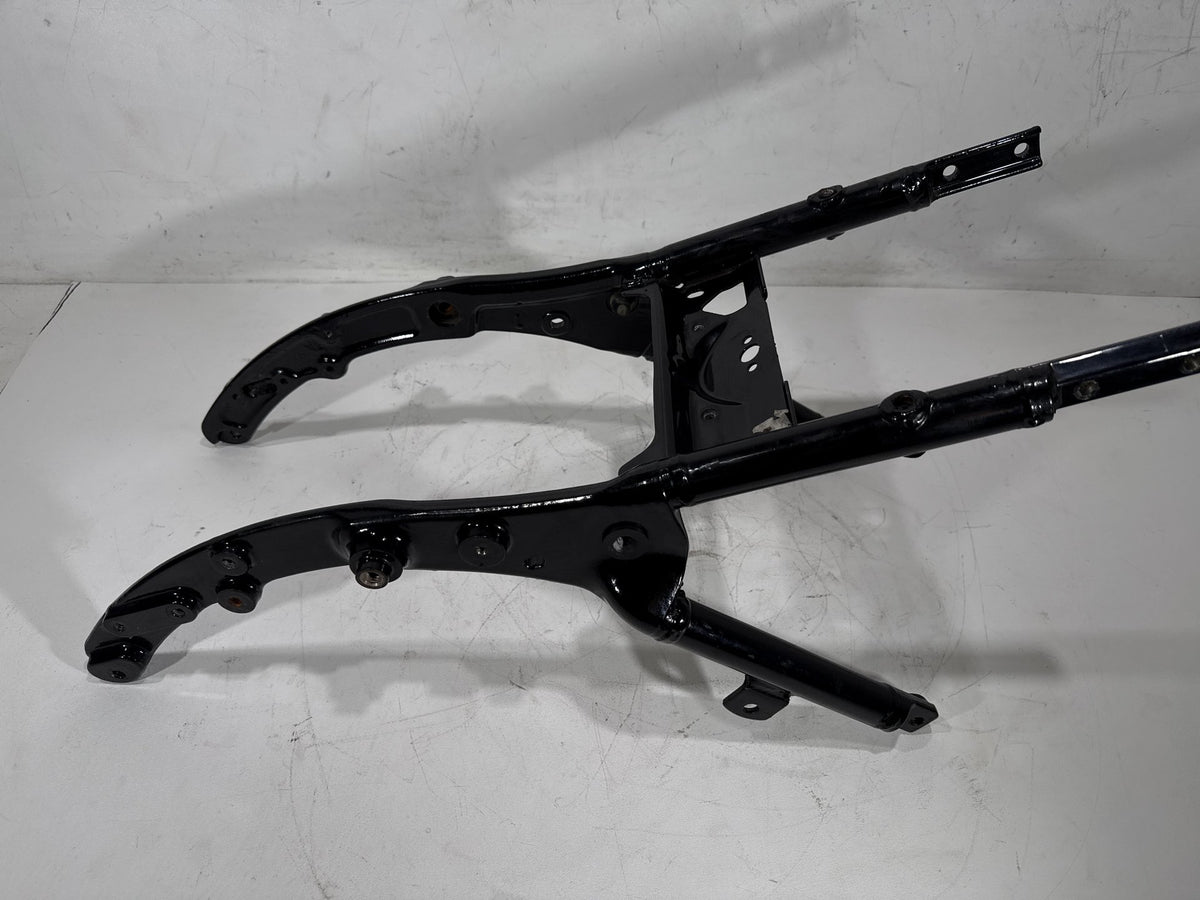 2014 Harley Electra Touring Ultra OEM Rear Back Sub Frame Rail Bar 48079-09BHP