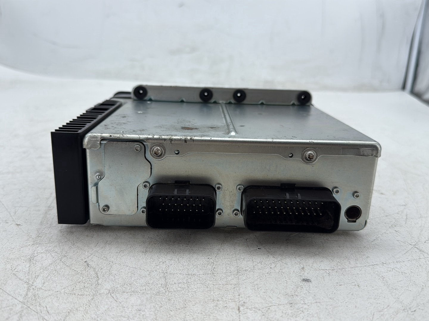 2009 Harley Street Glide Touring FLHX OEM Harman Kardon AM FM CD Radio Player