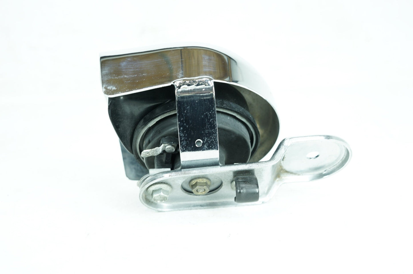 2007 - 2011 Harley-Davidson Touring Road King Classic Horn Signal Klaxon Chrome Cover 69012-93A