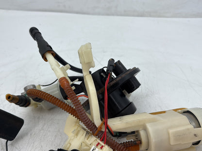 2010 Harley Street Glide Touring FLHX OEM Gas Gasoline Fuel Petrol Pump Sending