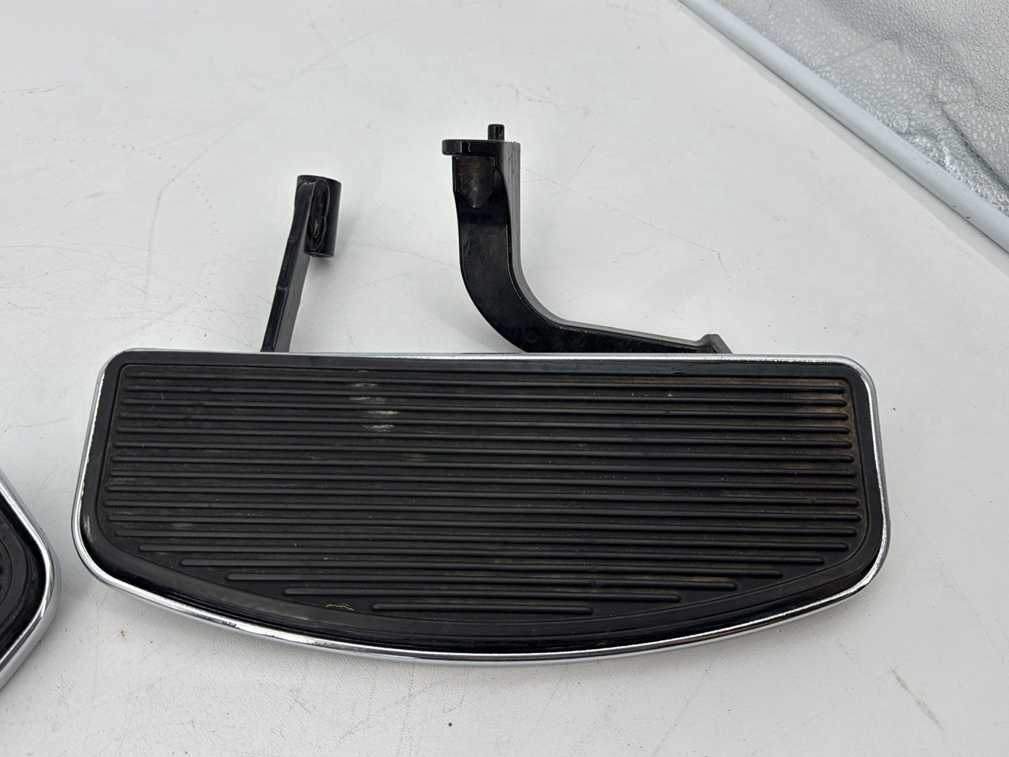 2008 - 2016 Harley-Davidson Touring Electra Glide Ultra Left Right Driver Floorboard Foot Rest