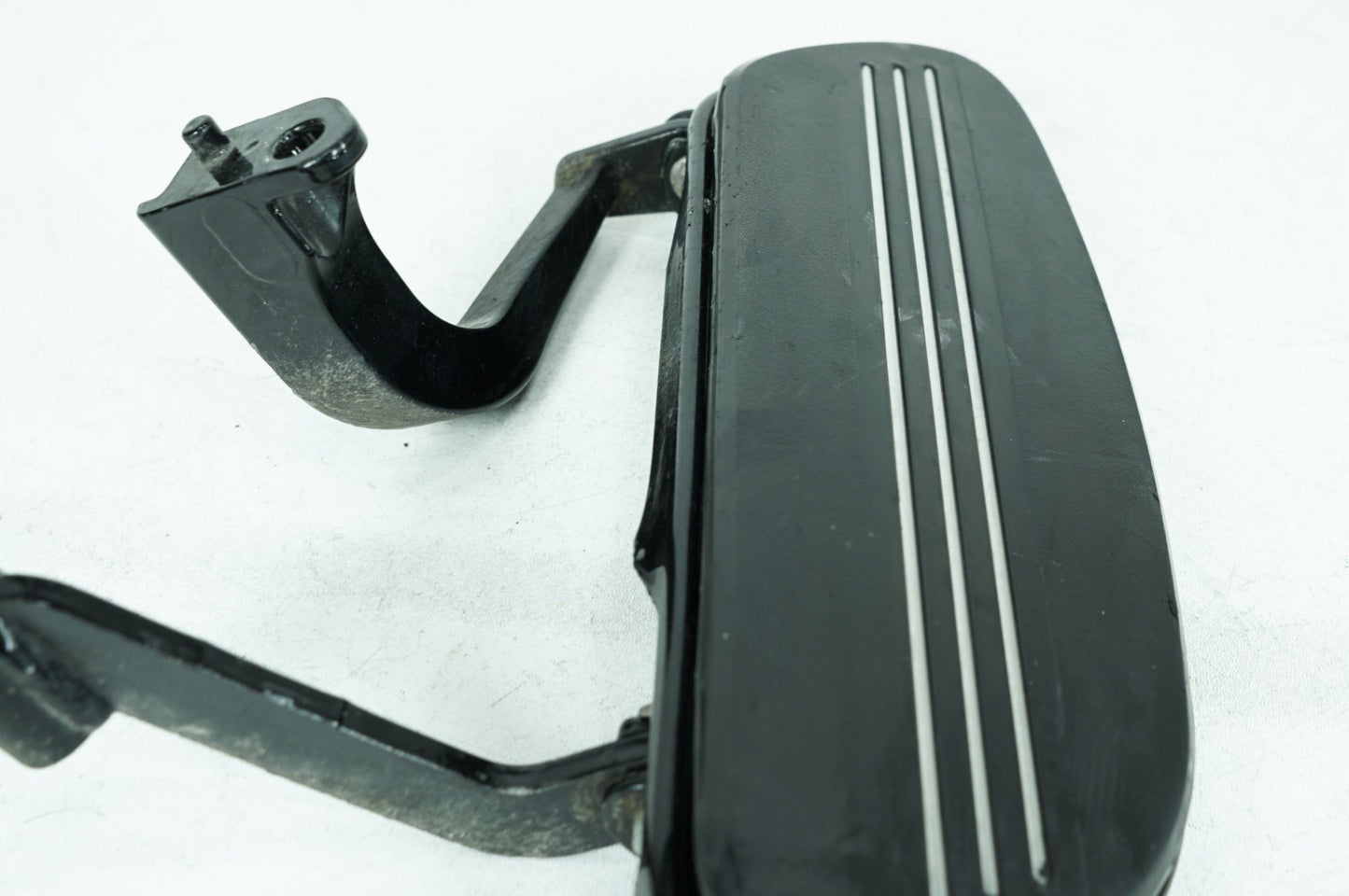 2008 - 2016 Harley-Davidson Touring Street Glide Left Driver 1 Floorboard Foot Rest 50688-04