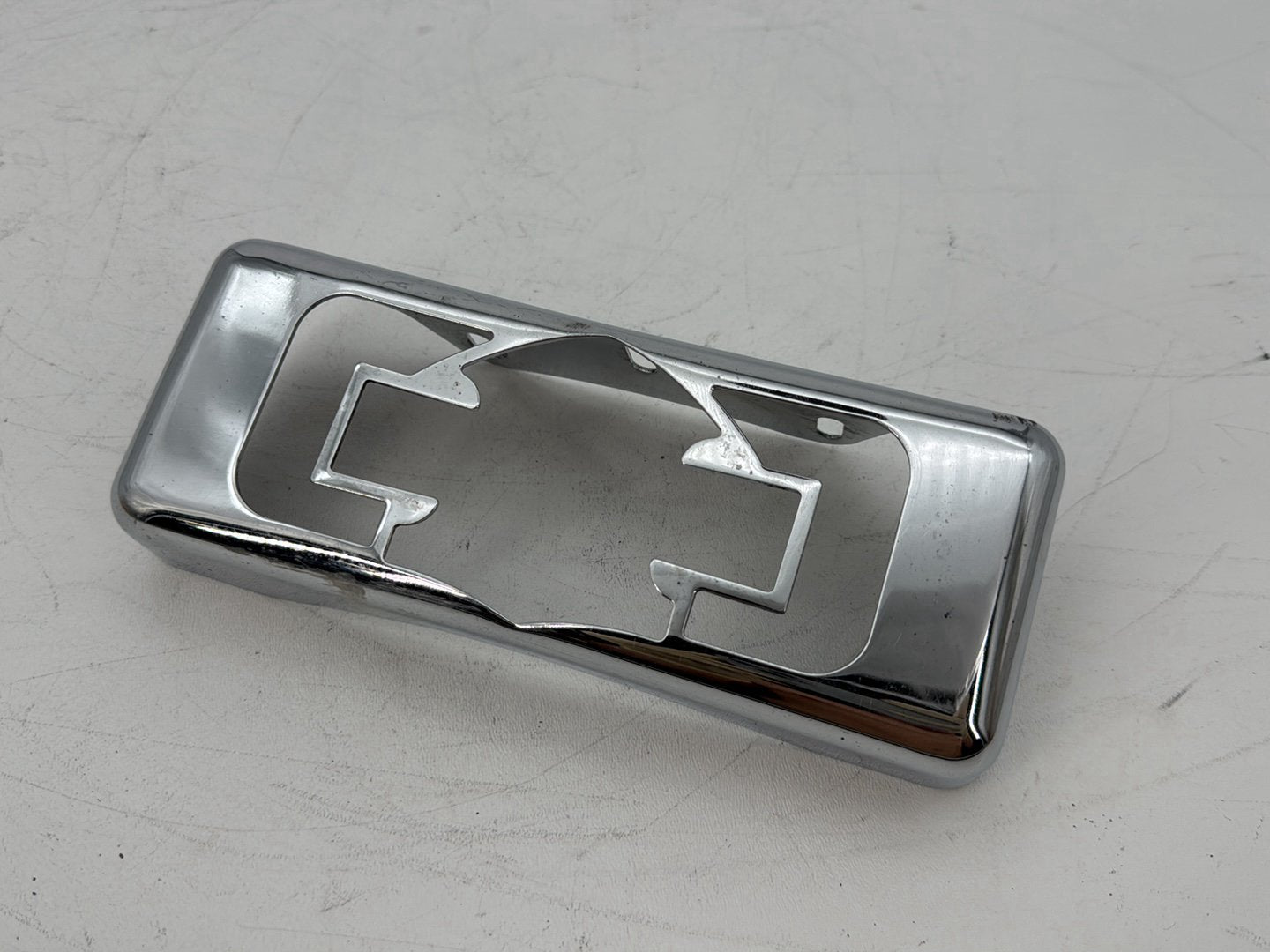 2008 Harley Touring Electra Glide Oil Cooling Cooler Core Cover Trim Cap Shield