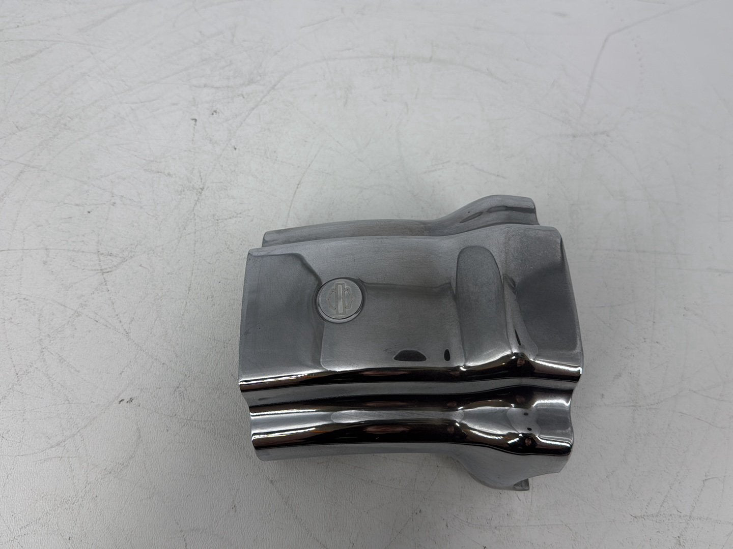 2005 Harley Sportster XL883C 883 Custom OEM Front Handlebar Riser Top Clamp Chrome