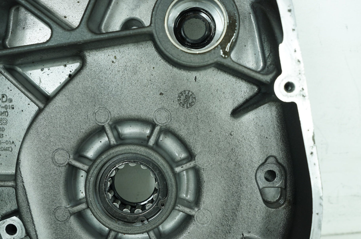 1999 - 2006 Harley-Davidson Touring Electra Glide Classic Inner Primary Clutch Cover 60756-01A