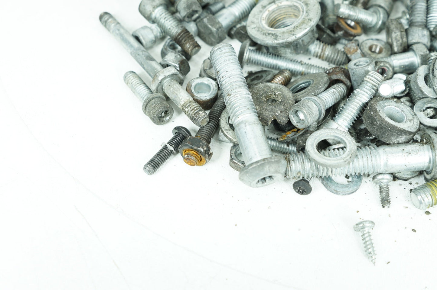 2004 - 2022 Harley-Davidson Sportster Iron 883 Hardware Bolts Nuts & Brackets