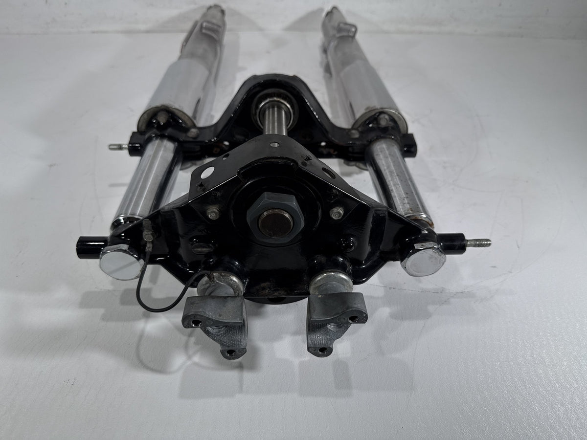 2011 Harley Road King Touring OEM Front Triple Tree Set LH RH Fork Legs Sliders