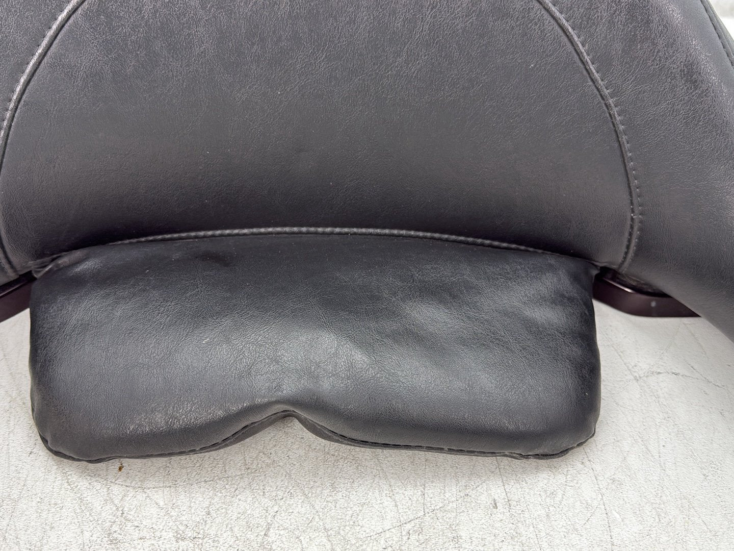 2005 Harley Electra Glide Touring Ultra FLHTCUI OEM Rear Passenger Backrest Cushion Pad