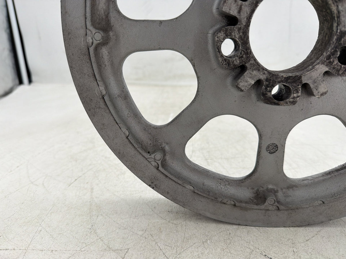 2001 Harley Fat Boy Softail FLSTF OEM Rear Driver Pulley Sprocket 70T 1-1/8"