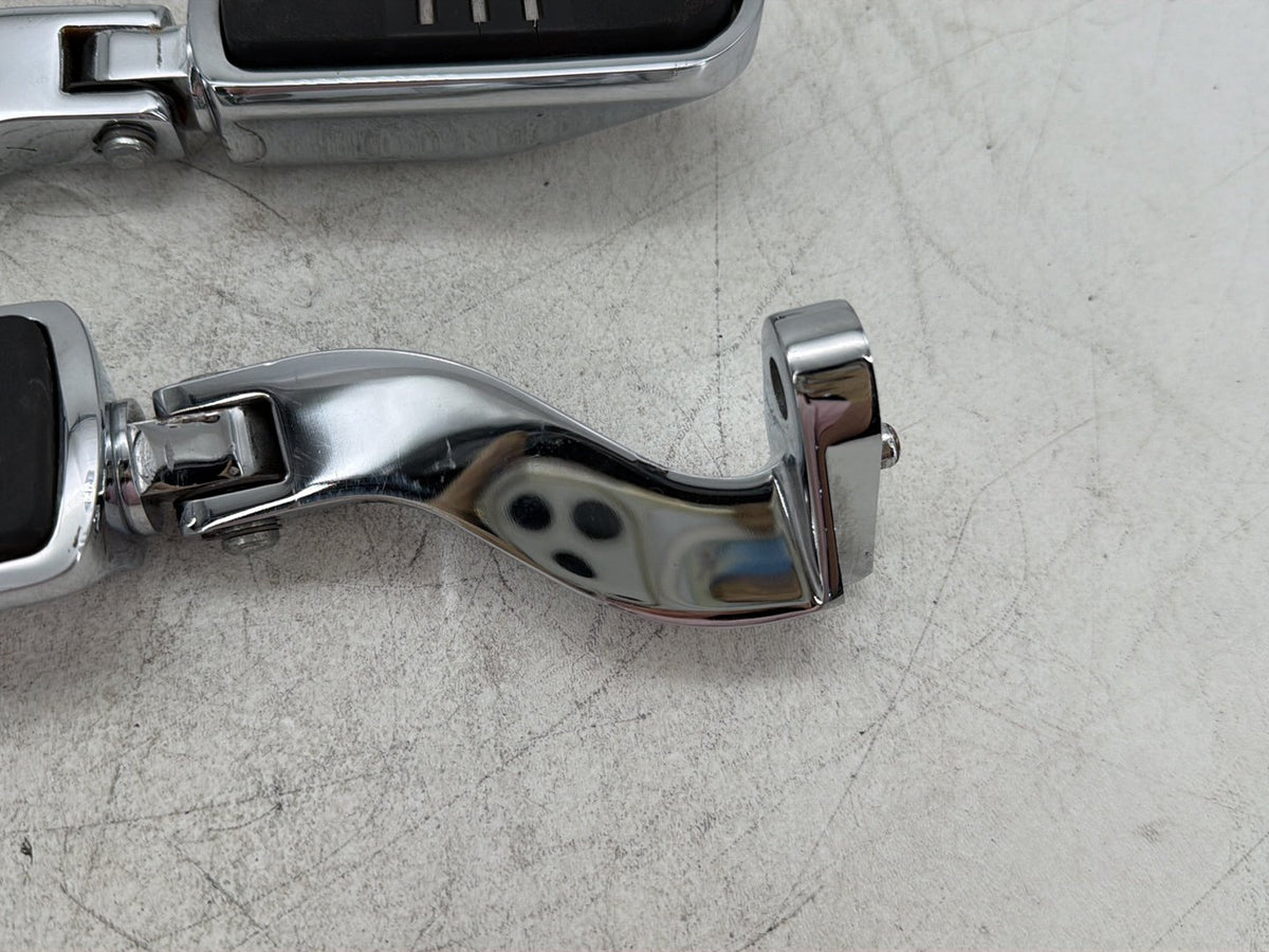 2009 Harley Road Glide Touring FLTR OEM Passenger Left & Right Foot Pegs