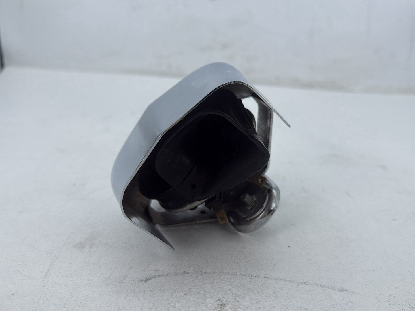 1998 Harley Road King Touring FLHRCI Classic OEM Horn Signal Klaxon Chrome Cover