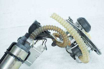 2007 - 2011 Harley-Davidson Touring CVO Electra Screamin Eagle Fuel Pump Gas Gasoline Petrol Sending 75126-06A