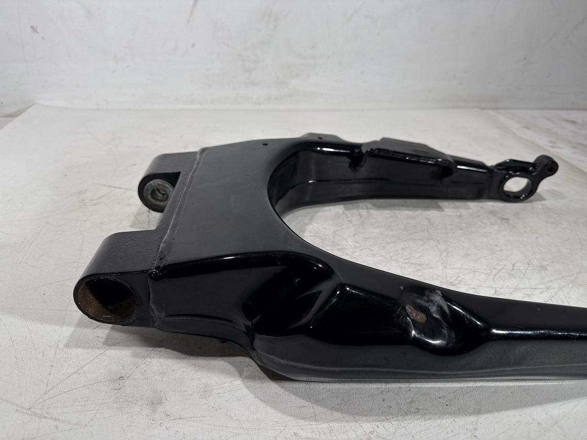 2010 Harley Road King Touring Police OEM Rear Fork Swingarm Swing Arm