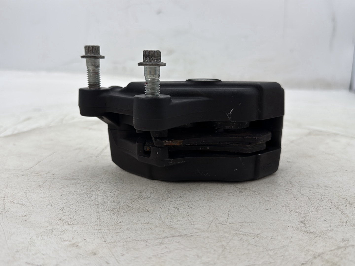 2012 Harley Street Glide Touring FLHX OEM Front Left 1 Brake Caliper