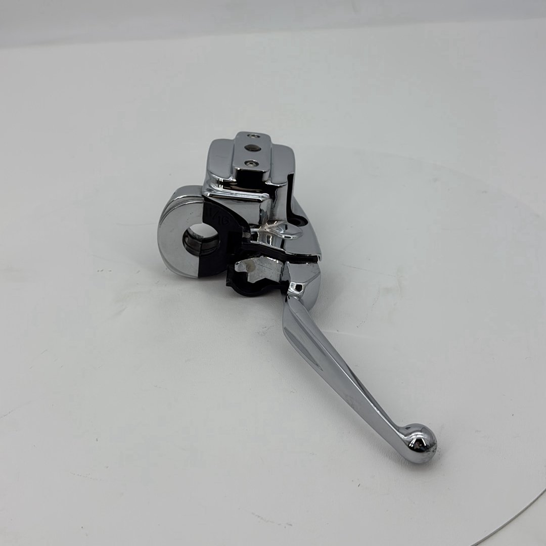 2007 - 2012 Harley-Davidson Touring Street Glide Front Right Brake Lever Master Cylinder  	45105-05A