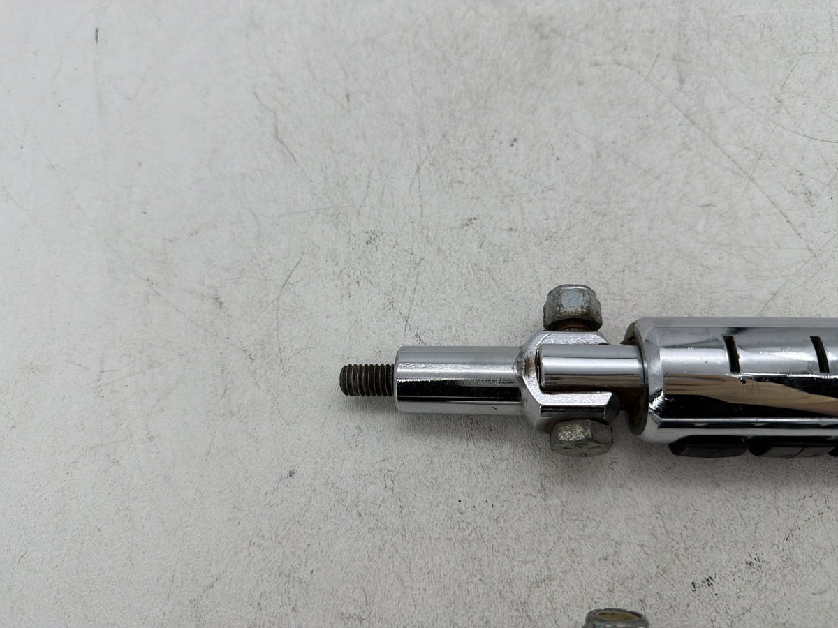 2001 Harley Softail Standard FXST OEM Passenger Left & Right Foot Pegs