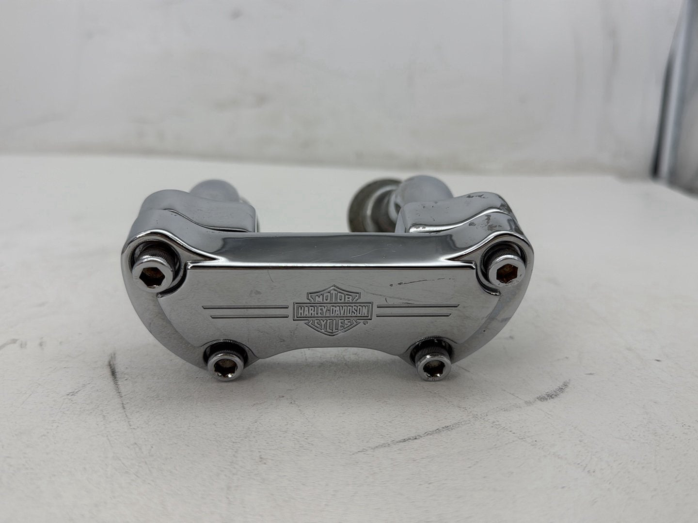 1998 Harley Road King Touring FLHRCI Classic OEM Front Handlebar Riser Top Clamp Chrome