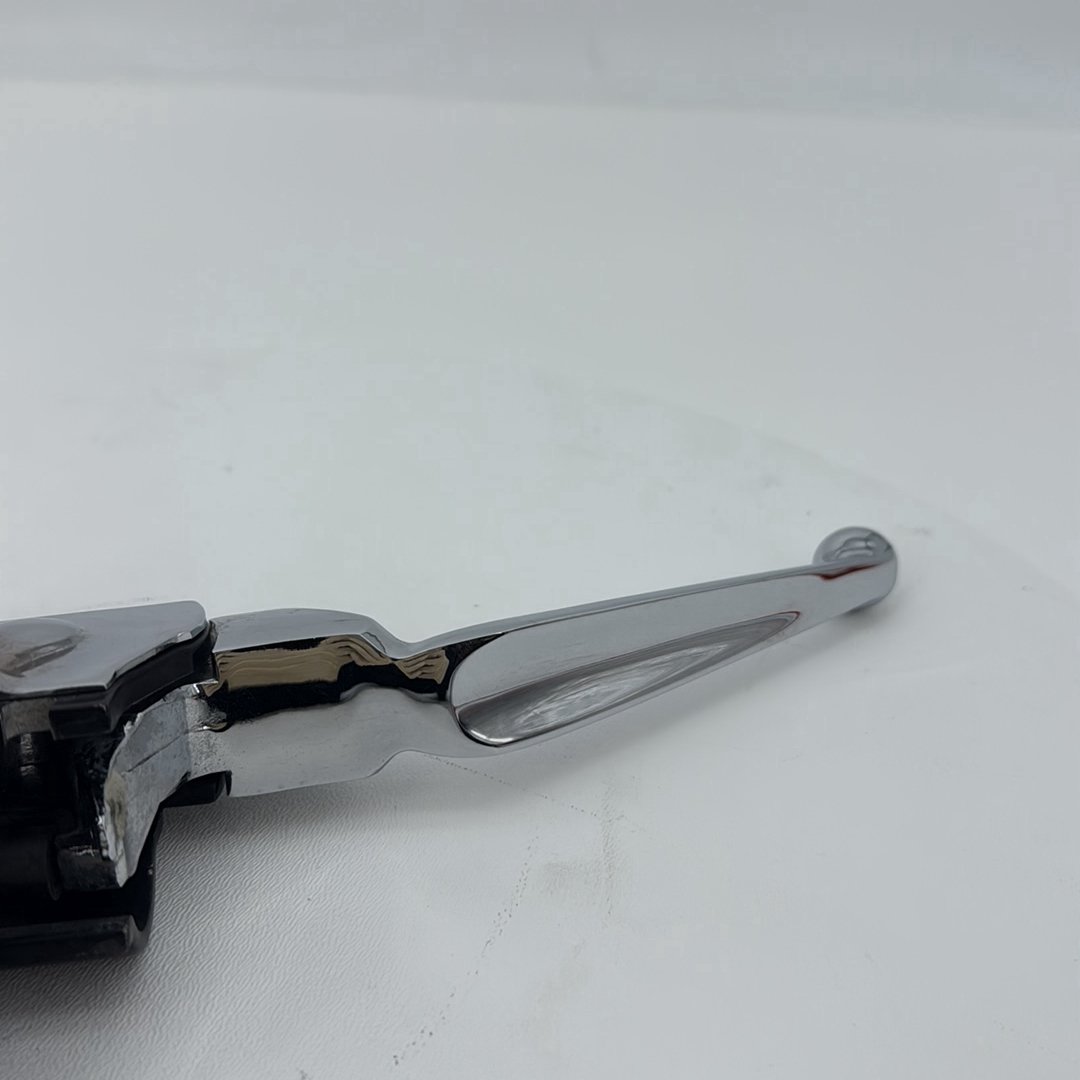 2007 - 2012 Harley-Davidson Touring Street Glide Front Right Brake Lever Master Cylinder  	45105-05A