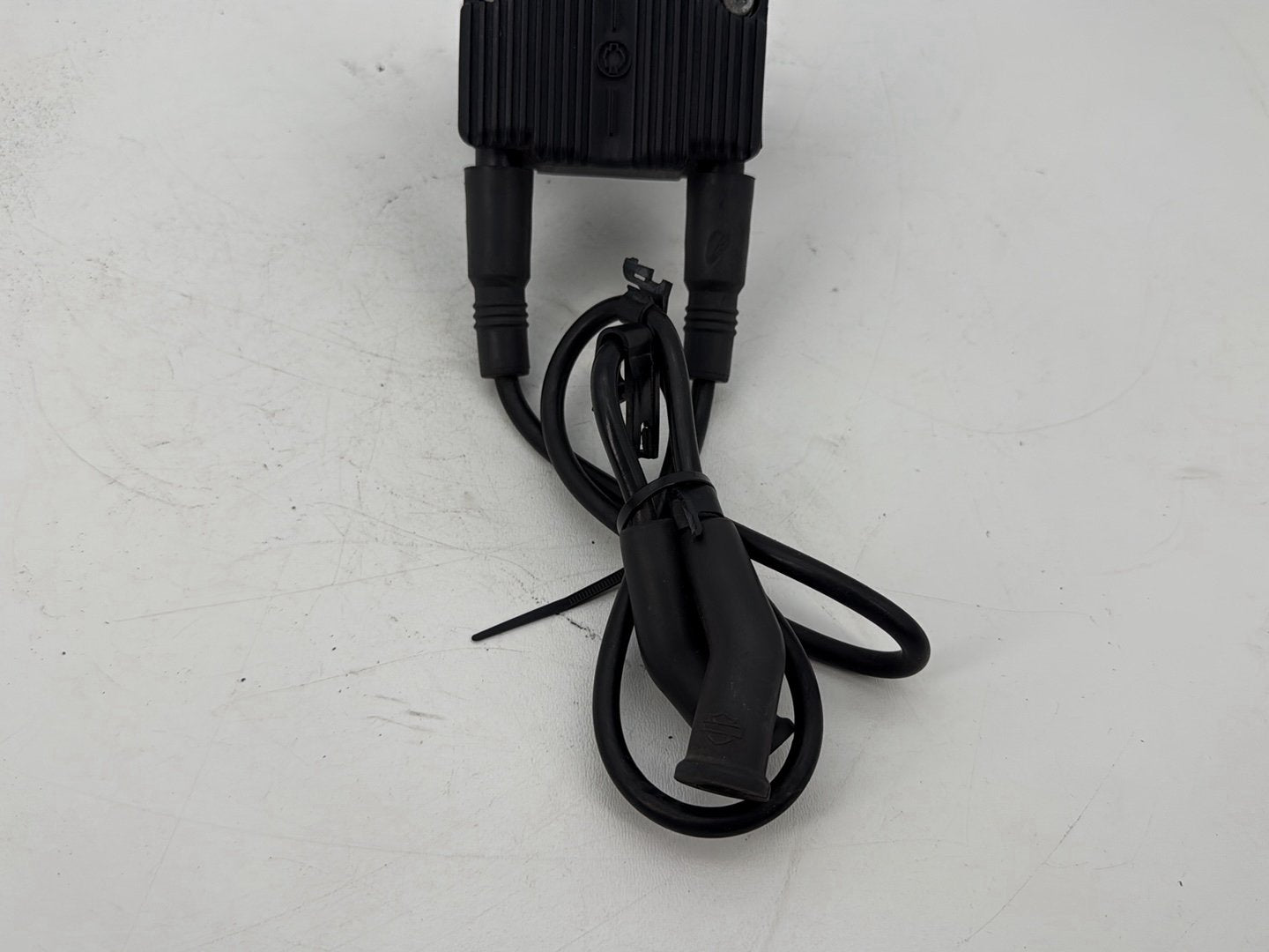 1999 - 2006 Harley-Davidson Touring Road King Custom Ignition Coil Spark Plugs Cable  	31743-01