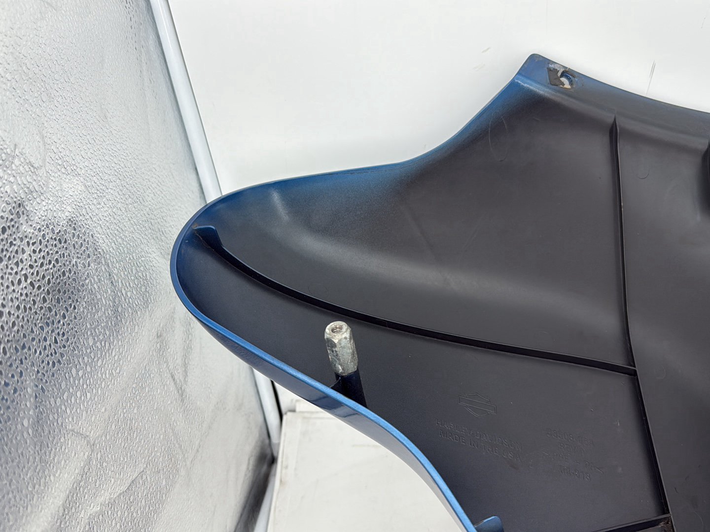 2006 Harley Electra Glide Touring Classic FLHTCI OEM Front Outer Batwing Fairing Cover
