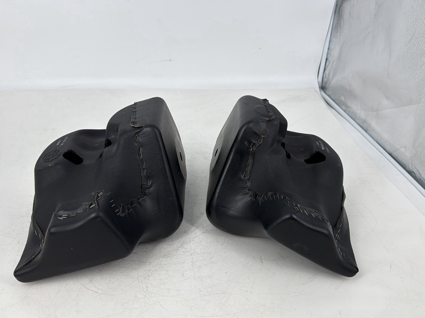 1999 - 2006 Harley-Davidson Touring Electra Glide Classic Storage Media Compartment Glove Box 58683-89B