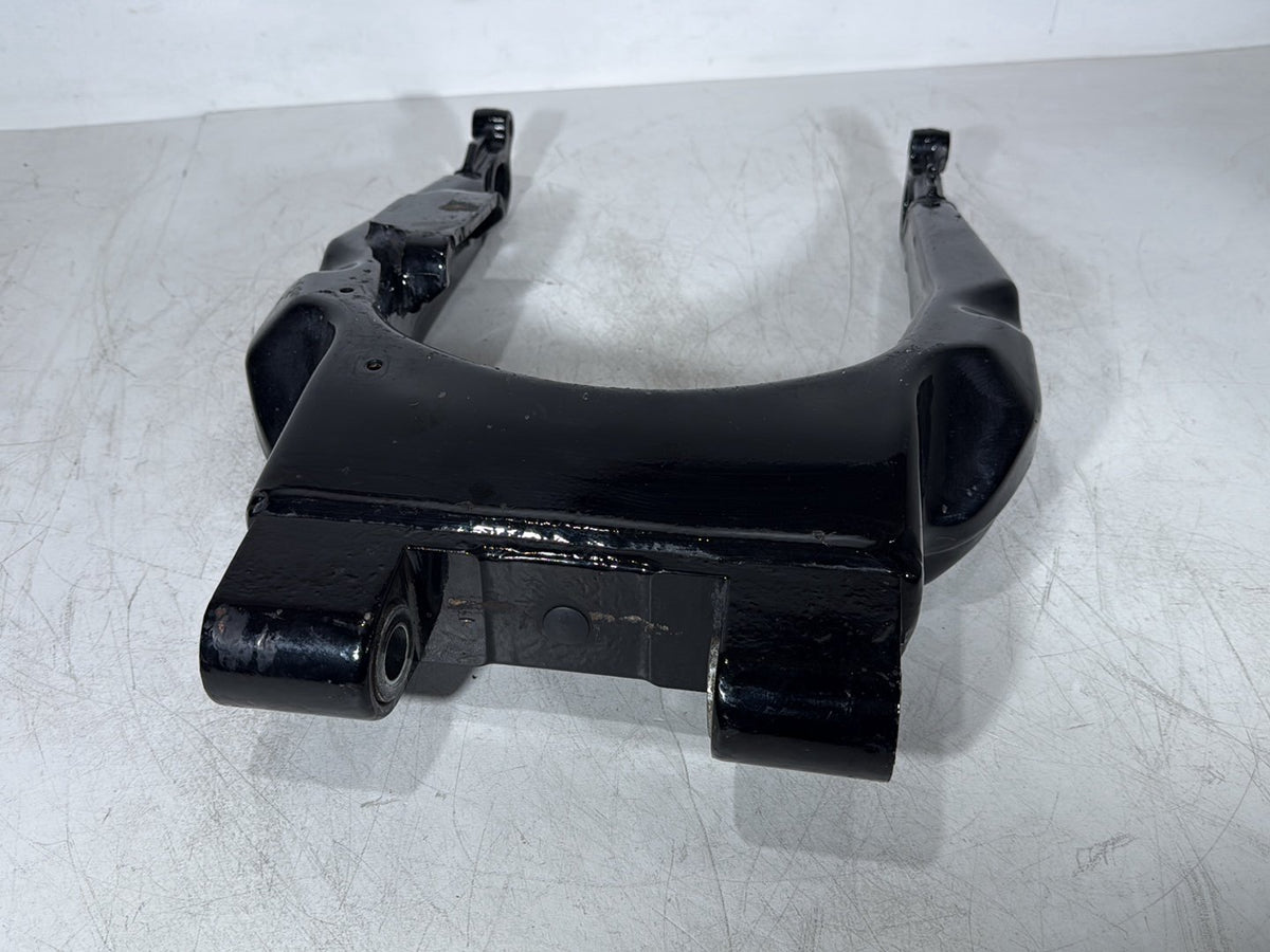 2008 - 2016 Harley-Davidson Touring Electra Glide Ultra Rear Fork Swingarm Swing Arm 47549-09