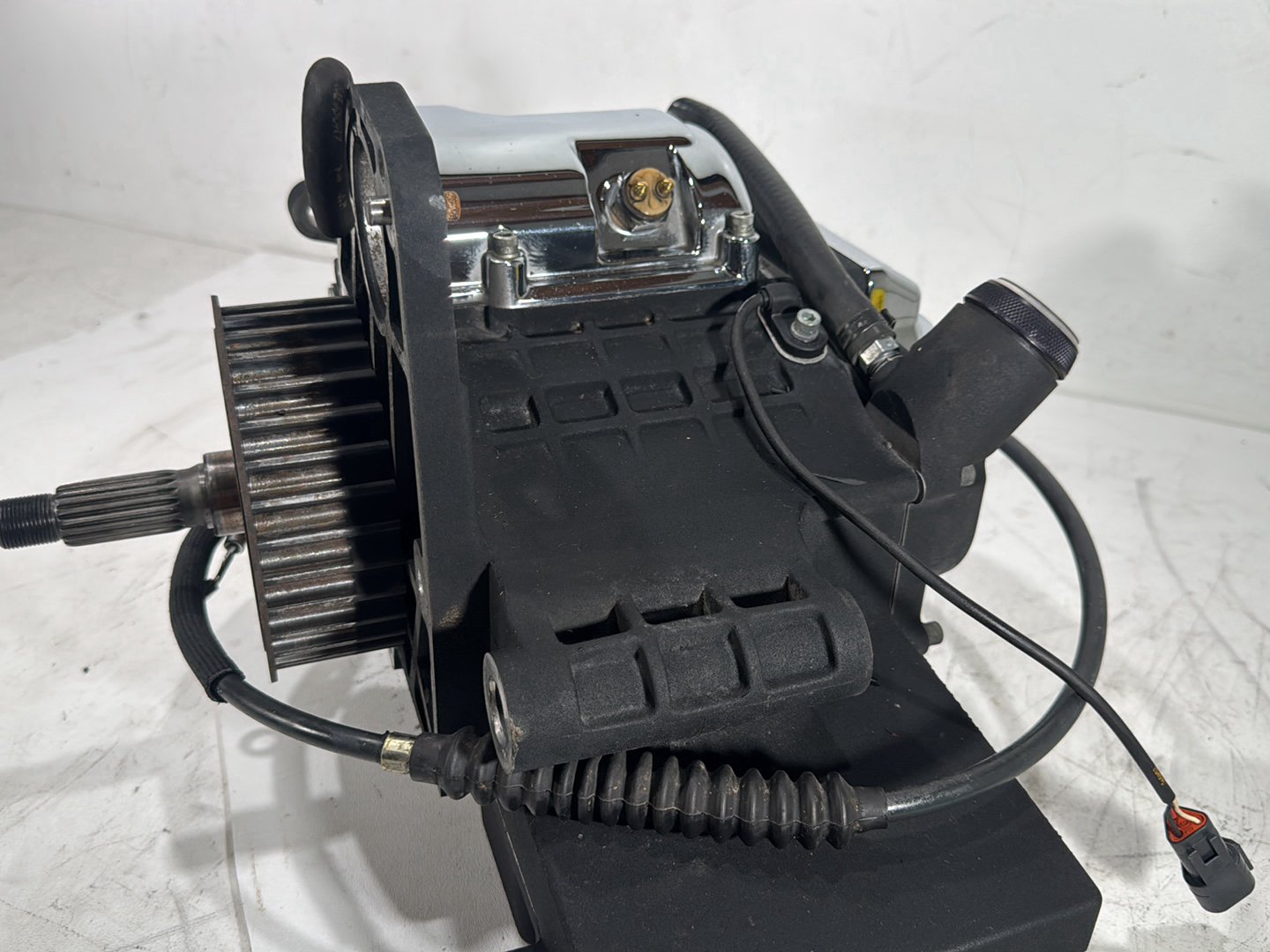 2005 Harley Electra Glide Touring Ultra FLHTCUI OEM 5 Speed Transmission Gearbox