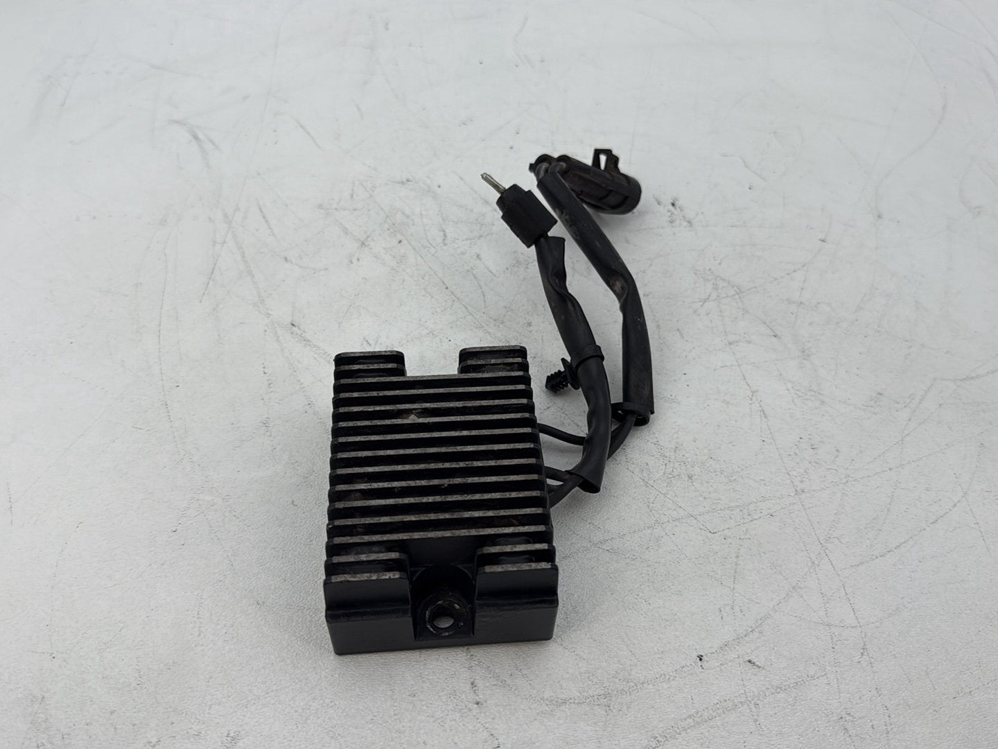 2004 - 2013 Harley-Davidson Sportster 1200 Custom Voltage Regulator Rectifier  74523-04