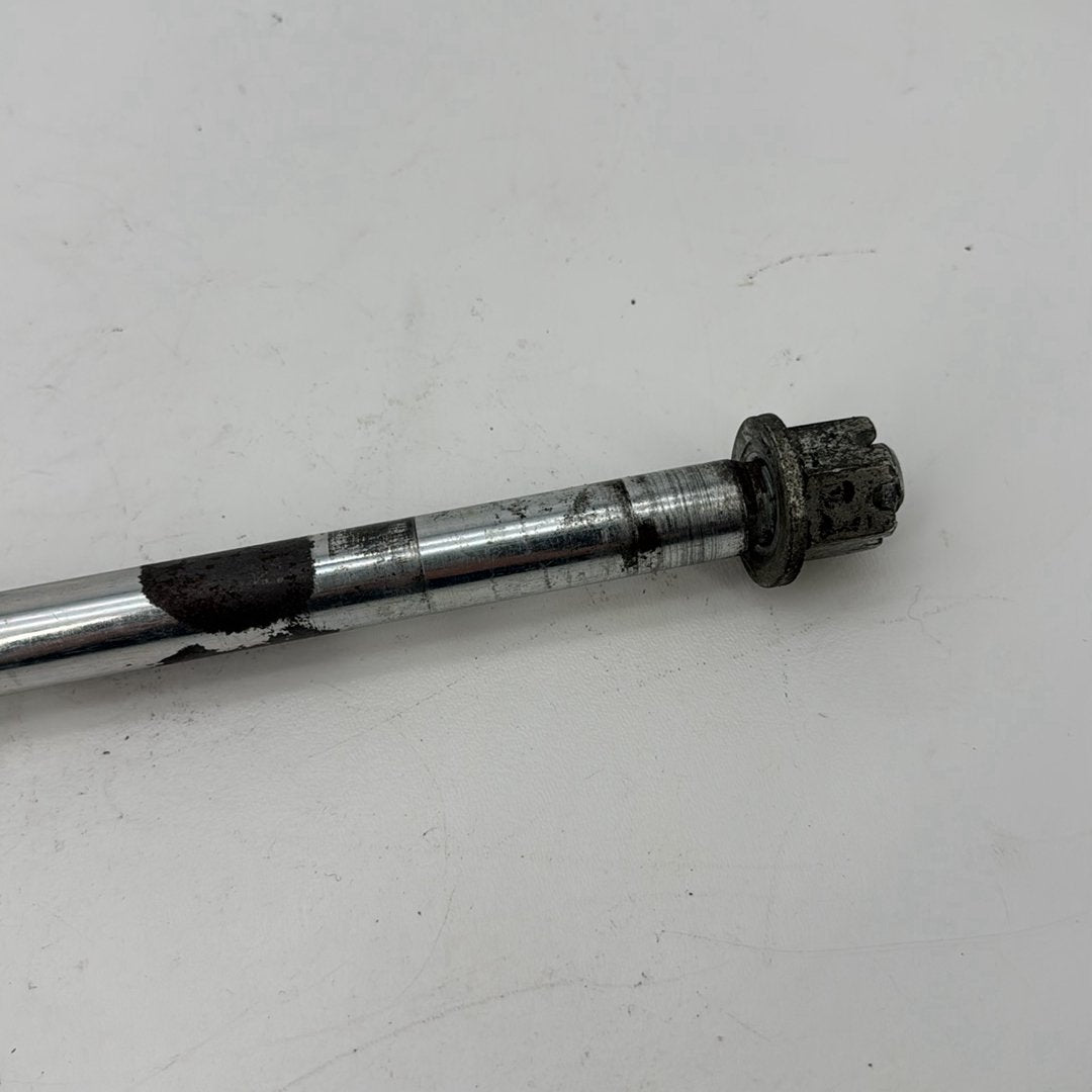 1999 - 2006 Harley-Davidson Touring Road King Rear Wheel Axle Bolt Shaft  	41110-89