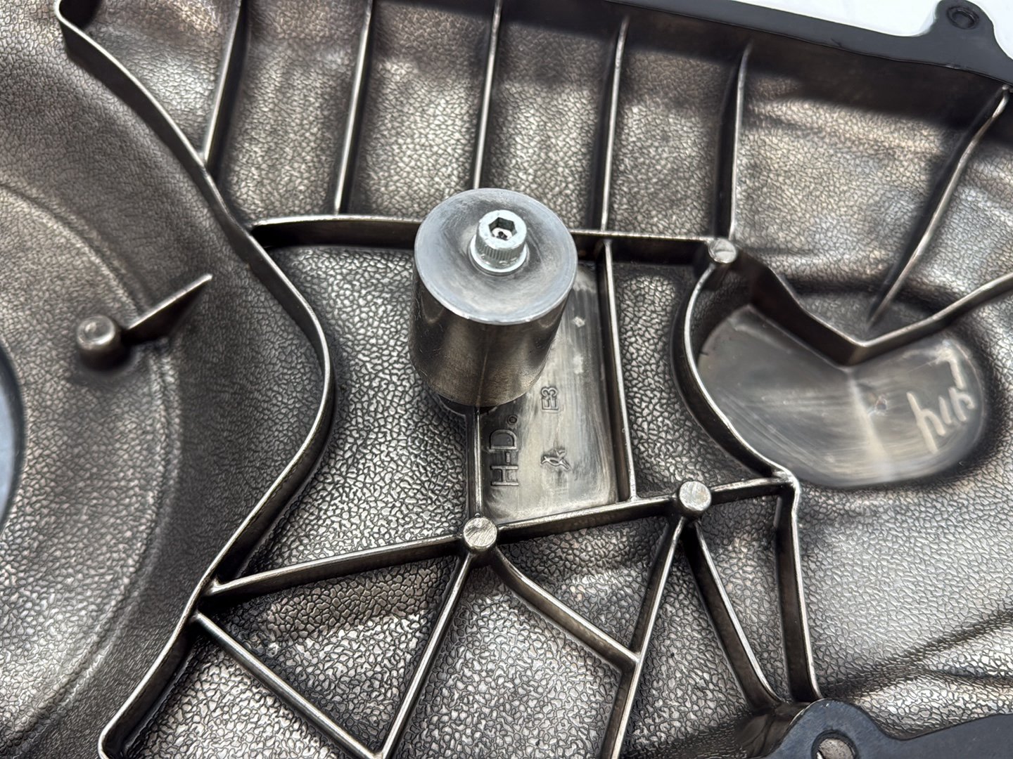 2018 Harley Electra Glide Touring Ultra FLHTCU OEM Outer Primary Clutch Cover