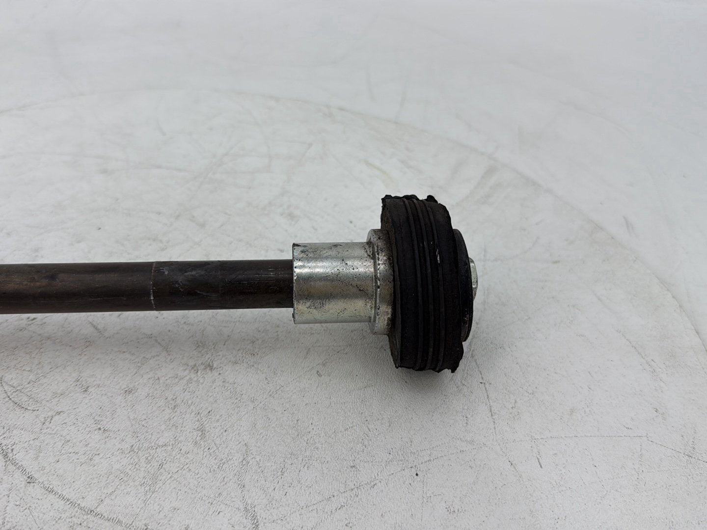 1999 - 2006 Harley-Davidson Touring Electra Glide Ultra Rear Fork Swingarm Pivot Bolt Shaft 47505-02