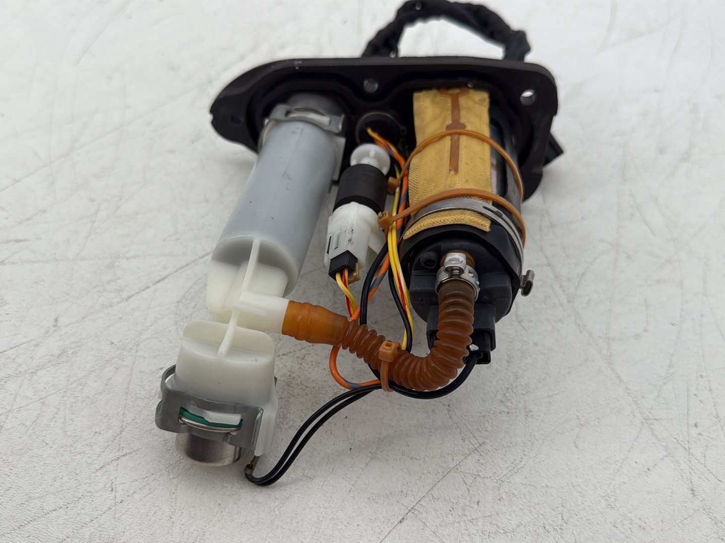 2013 Harley Forty-Eight Sportster 1200X OEM Gas Gasoline Fuel Petrol Pump Sending