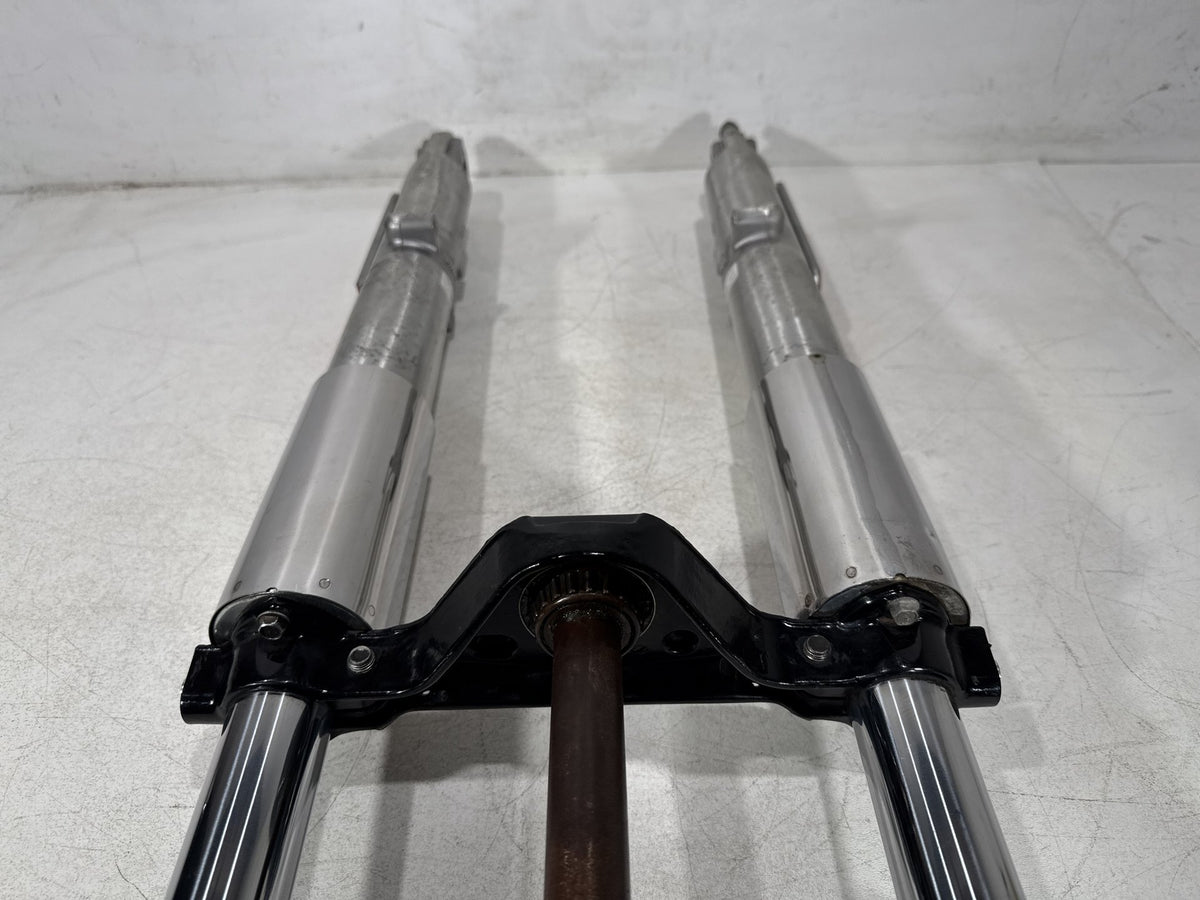 2012 Harley Street Glide Touring Front Triple Tree Set & LH RH Fork Legs Sliders