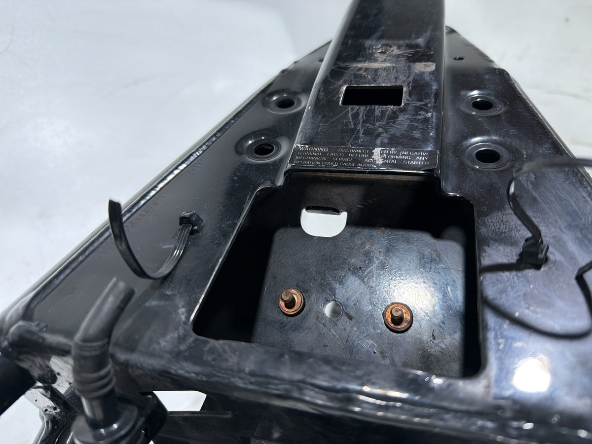 2004 Harley Electra Glide CVO Screamin Eagle OEM Body Main Frame Chassis CLN CLR