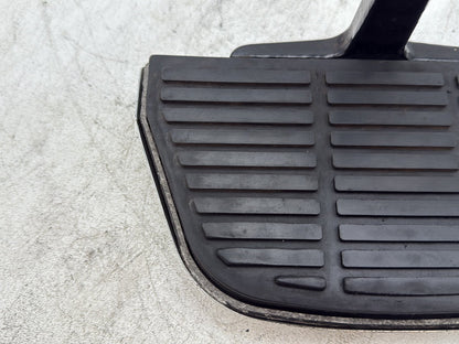 1996 Harley Electra Glide Touring FLHT OEM 1 Passenger Floorboard Foot Rest