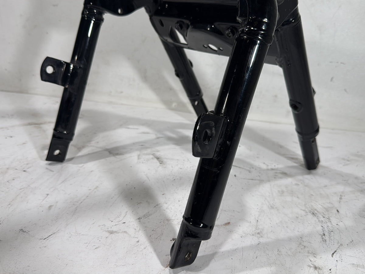 2015 Harley Electra Glide Ultra Low OEM Rear Sub Frame Rail Bar 48079-09BHP