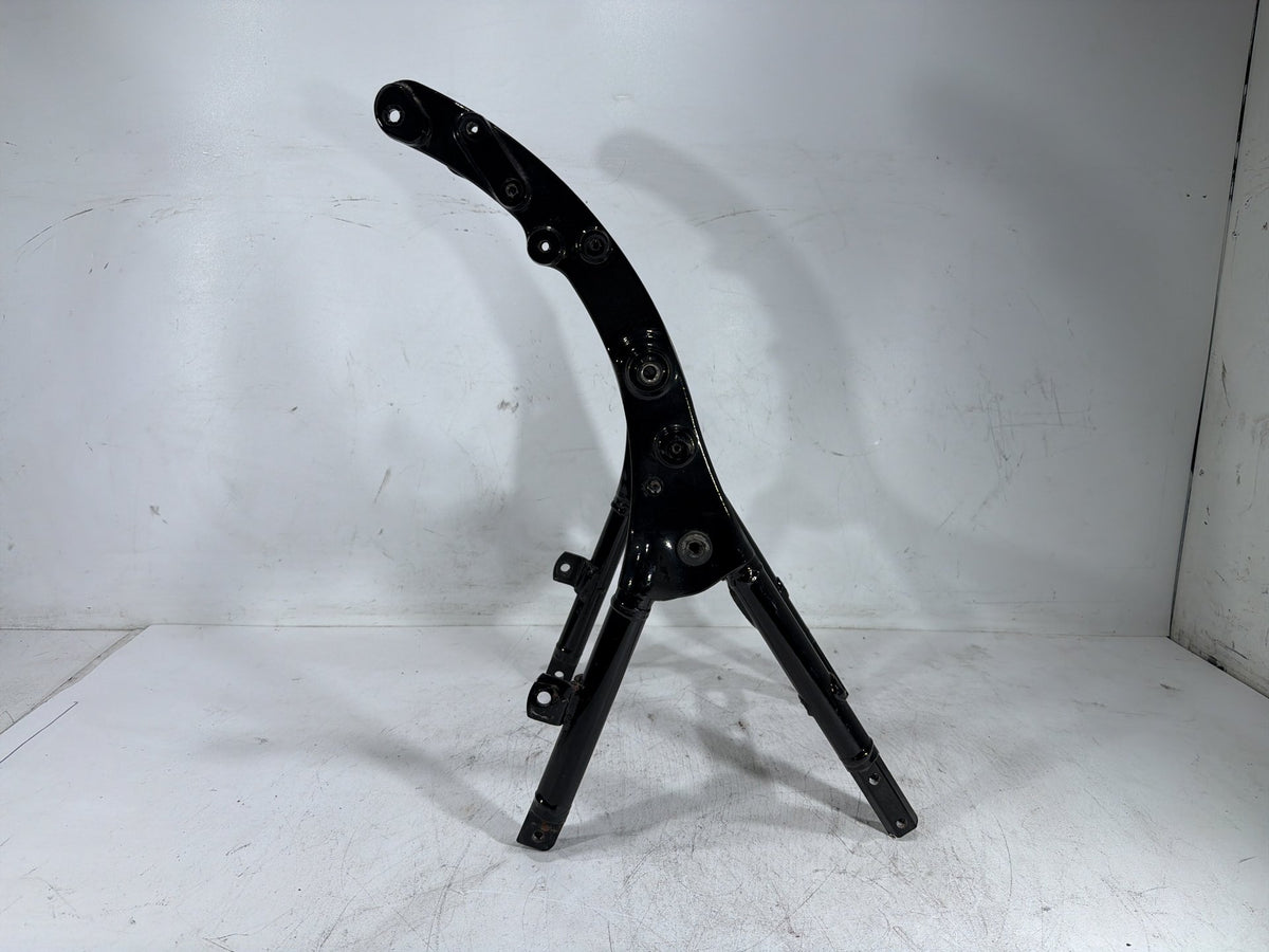 2015 Harley Electra Glide Touring OEM Rear Back Sub Frame Rail Bar 48079-09BHP