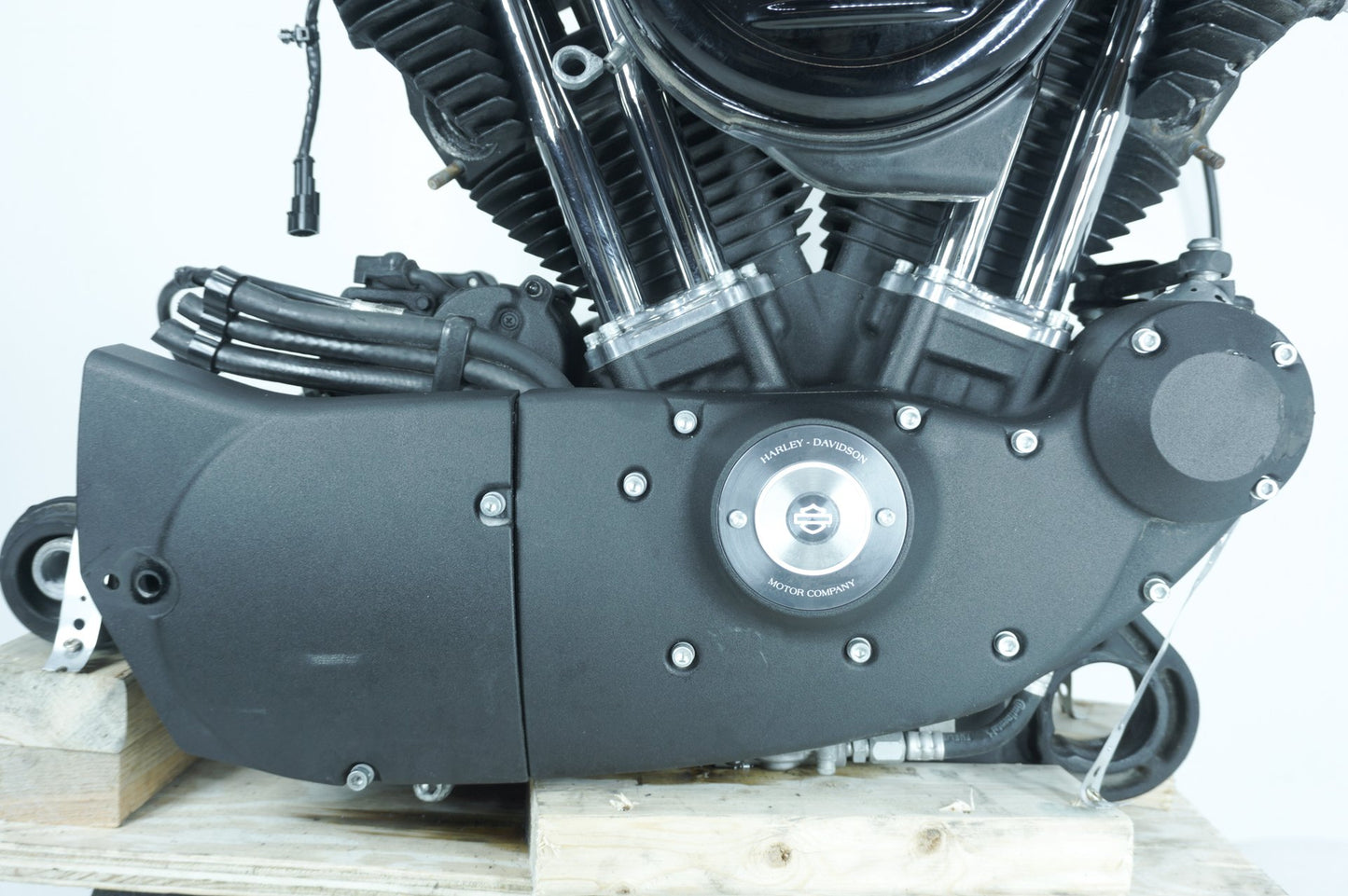 2012 - 2026 Harley-Davidson Sportster Iron 883 EFI 883 Engine Motor Transmission 16200497
