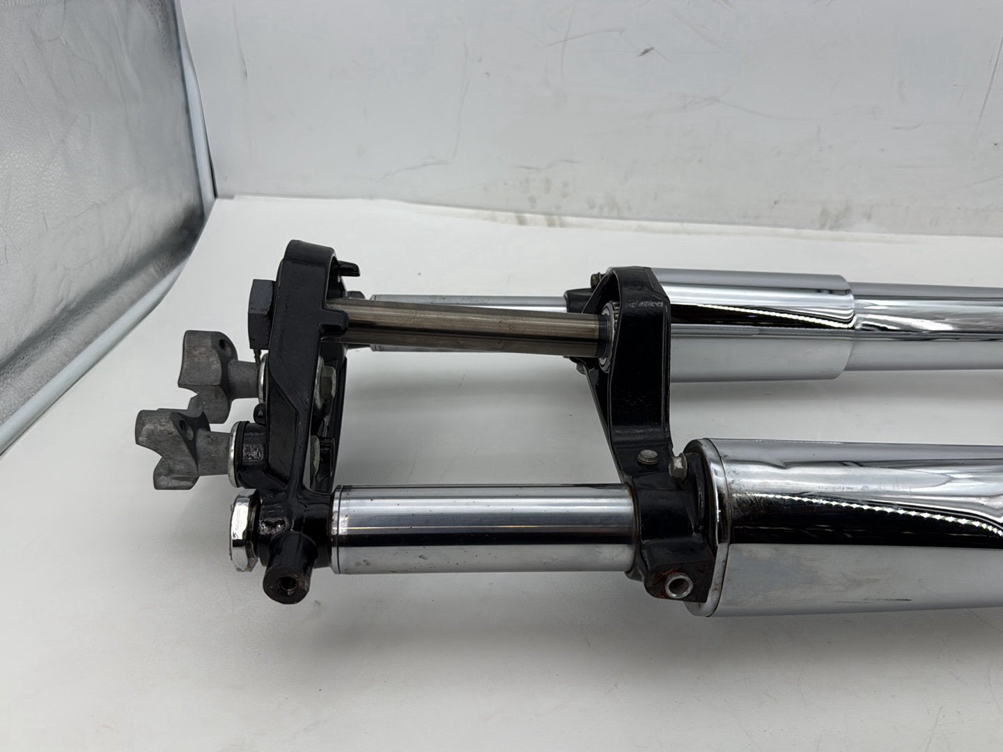 2013 Harley Street Glide Touring FLHX OEM Front Triple Tree Set & LH RH Fork Legs Sliders