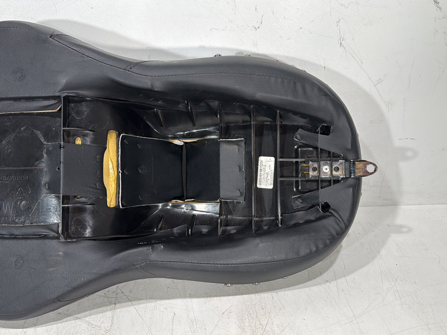 2016 Harley Road King Touring FLHR OEM Passenger Rider Driver Seat Saddle