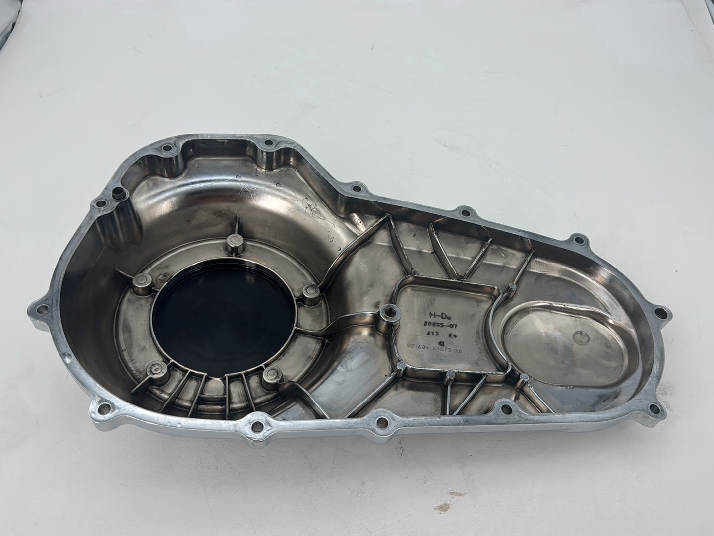 2007 - 2016 Harley-Davidson Touring Electra Glide Ultra Outer Primary Clutch Cover 60685-07