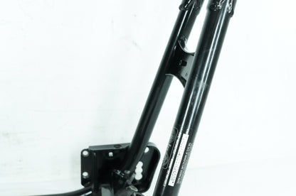 1999 - 2006 Harley-Davidson Touring Electra Glide Ultra Body Main Frame Chassis SLVG 47900-02A