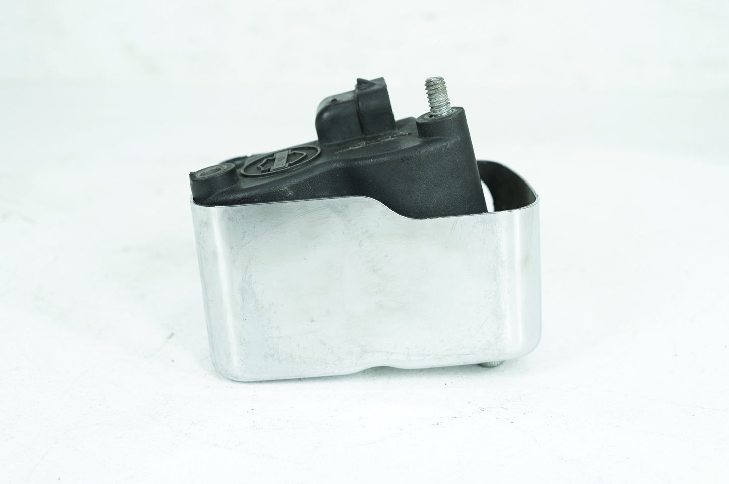 1999 - 2006 Harley-Davidson Dyna Low Rider Ignition Igniter Coil Cover Trim   31743-01