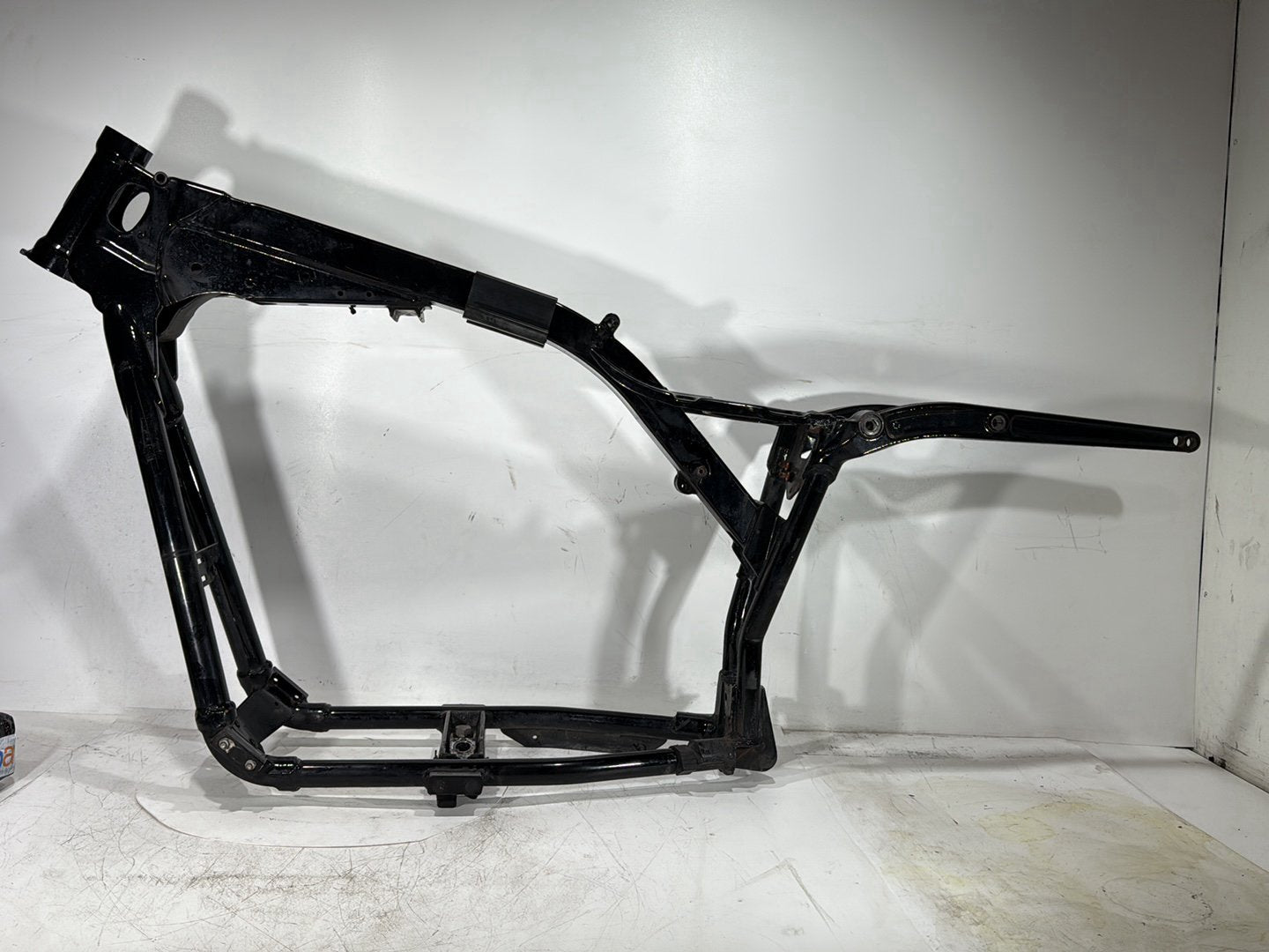2006 Harley Dyna Super Glide Custom FXDCI OEM Body Main Frame Chassis SLVG