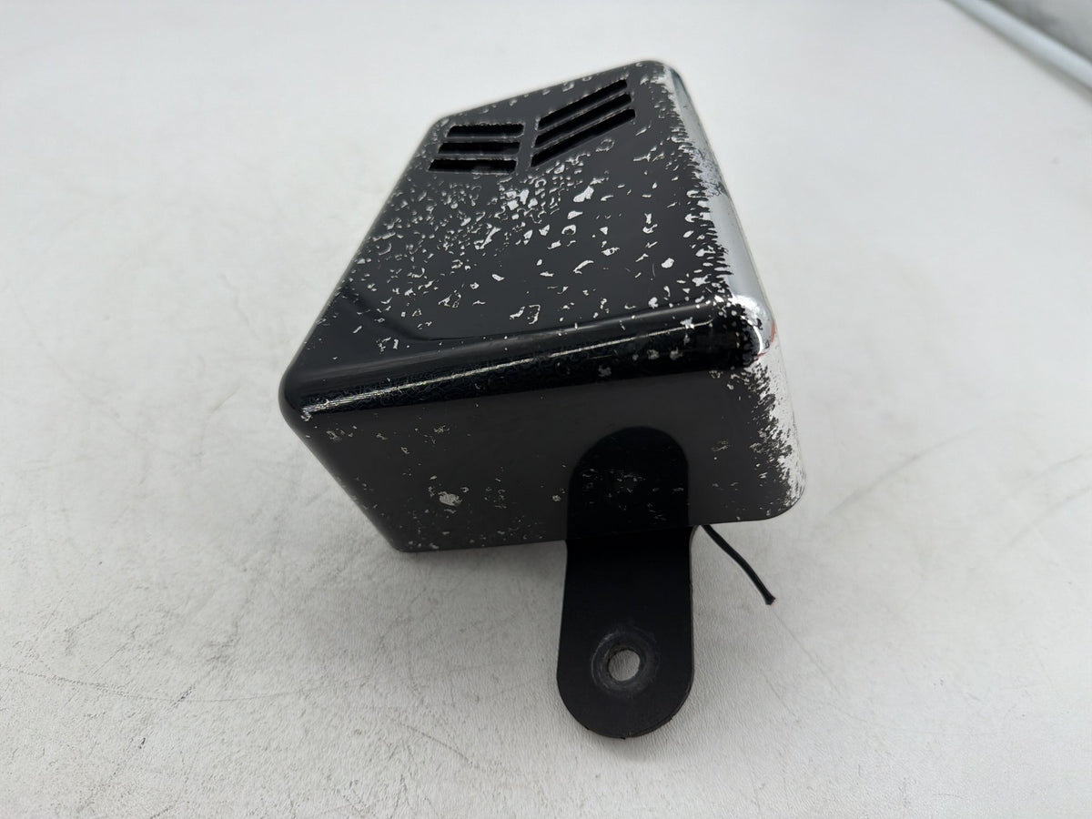 2014 Harley Electra Glide Touring Ultra OEM Signal Horn Klaxon Beep 69060-90F